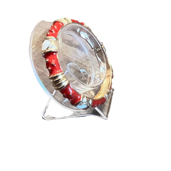 Metal Bangle Bracelet, vintage finish. Red and Gold - Picture 2 of 8